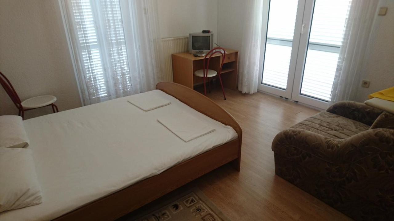 Restoran Sirena Bed & Breakfast Dramalj Exterior foto